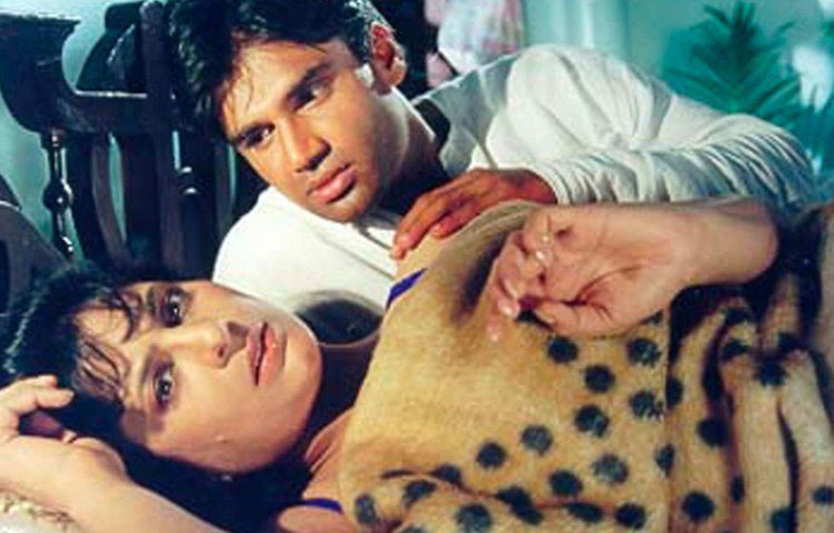 ১৯৯৪ সালে ‘রাত কি গুনাহ’- ছবিতে তিনি অভিনয় করেন শেখর সুমনের বিপরীতে। অর্চনার অভিনীত চরিত্রের নাম ছিল ‘ইন্সপেক্টর রেশমা’। ক্যারিয়ারের কয়েক বছর কাটিয়ে দেয়ার পরেও এই বি গ্রেড ছবিতে অভিনয় করে পরে অনুশোচনা হয় অর্চনার। তিনি ঠিক করেন এবার কাজ করবেন ছোট পর্দায়।