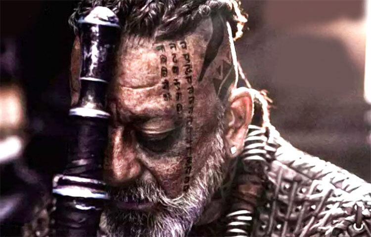 পারিশ্রমিকের অংকের নিরিখে নেহাতই পিছিয়ে নেই ‘অধিরা’ সঞ্জয়ও। সঞ্জয় এই সিনেমা করতে প্রায় ৯ থেকে ১১ কোটি রুপি নিয়েছেন বলেই শোনা গেছে। ছবি: সংগৃহীত