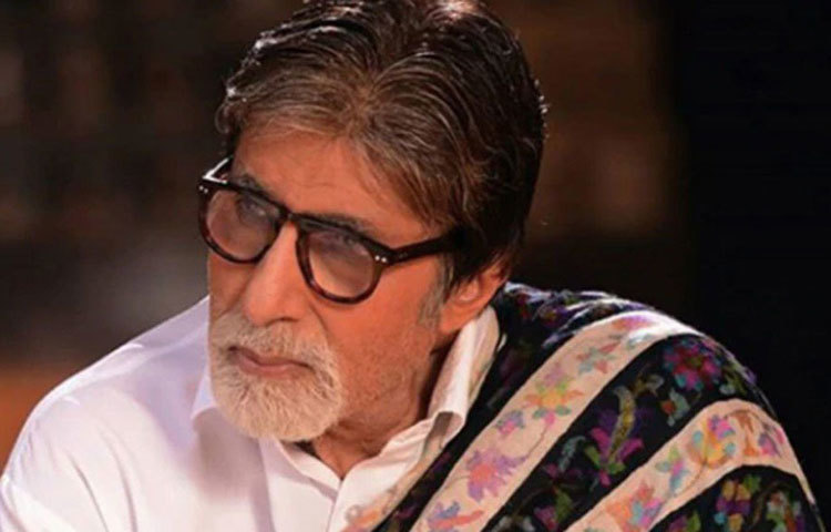 প্রথমে কিছু সাহায্য না করার জন্য সমালোচনার মুখে পড়তে হয়েছিল বিগ বি অমিতাভ বচ্চন বা তার পরিবারকে। পরে অমিতাভ বচ্চন সাহায্যের হাত বাড়িয়েছেন।