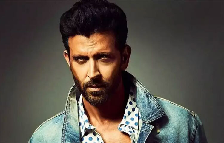 সংবাদ সংস্থা সূত্রের খবর অনুযায়ী, হৃতিক আগে যেখানে থাকতেন তা  নতুন করে তৈরি করা হবে। আরও বড় এলাকাজুড়ে থাকবেন বলে পাশাপাশি তিনটি ফ্ল্যাট কিনেছেন। এই ফ্ল্যাটগুলো জুড়েই তৈরি হবে হৃতিকের নতুন ঠিকানা। ছবি: সংগৃহীত