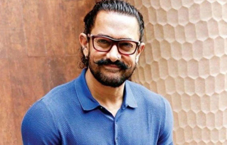 সাহায্যে এগিয়ে এসেছেন আমির খানও। প্রধানমন্ত্রী ও মুখ্যমন্ত্রী ত্রাণ তহবিলে তিনি অর্থ সাহায্য করেছেন।