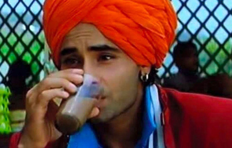 সম্প্রতি সুশান্ত সিংহ রাজপুতকাণ্ডে আবার উঠে এসেছে নকুল কাপুরের নাম। অভিযোগ, বহিরাগত নকুলও স্বজনপোষণের শিকার হন। মনে করা হয়, পরিচালক ও প্রযোজকদের কাছে কাজ না পেয়ে ইন্ডাস্ট্রিতে ‘ব্রাত্য’ হয়ে যান তাঁর মতো সম্ভাবনাময় তরুণ অভিনেতা।