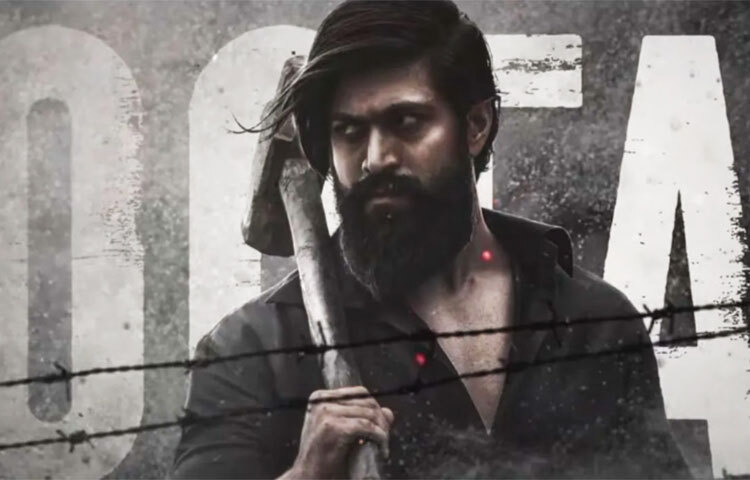 এই সিনেমায় তার মুখেই শোনা গিয়েছে রকি ভাইয়ের উত্থানপতনের কাহিনি। আর এই ভূমিকায় অভিনয় করার জন্য তিনি পারিশ্রমিক পেয়েছেন প্রায় ৮৫ লাখ রুপি। ছবি: সংগৃহীত