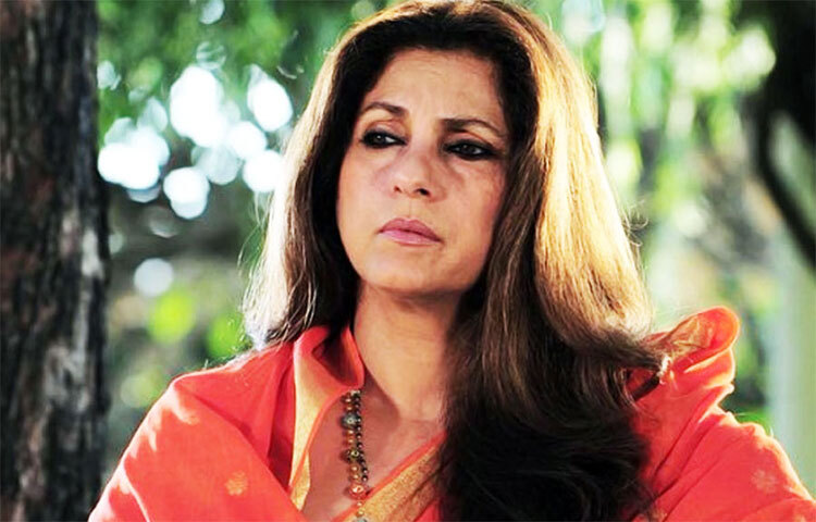 পার্শ্বচরিত্রে অভিনয় করতে দেখা যায় ডিম্পল কপাডিয়াকেও। সংবাদ সংস্থা সূত্রের খবর অনুযায়ী, ডিম্পল এই ছবিতে অভিনয় করে এক কোটি রুপি পারিশ্রমিক পেয়েছেন। ছবি: সংগৃহীত