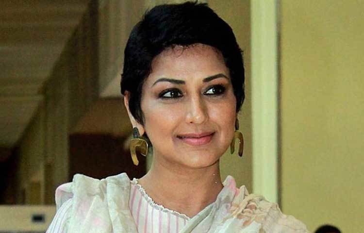 সময়মতো চিকিৎসার পাশাপাশি সোনালির এমন মনের জোর ও সাহসই তাকে এই বড় যুদ্ধ জয় করতে সাহায্য করেছেন বলে মনে করেন ক্যানসার বিশেষজ্ঞ সোমনাথ সরকার। ফের টিভি ও রুপোলি পর্দায় ফের দাপিয়ে ফিরে আসুন সোনালি এমনই আকাঙ্ক্ষা তার তামাম ভক্তকুলের। অন্য দিকে ক্যানসার রোগীরাও তার এই কামব্যাক ইনিংস দেখে নিচ্ছেন সাহস ও মনের জোরের পাঠ।