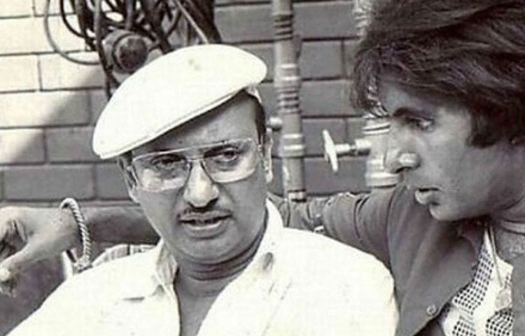 নমোহন দেশাই: অমর আকবর অ্যান্টনি, কুলি, ধরমবীর-এর মতো সুপারহিট হিন্দি ছবির পরিচালক মনমোহন দেশাই বাড়ির ব্যালকনি থেকে ঝাঁপ দিয়ে আত্মহত্যা করেছিলেন। তার ঘনিষ্ঠমহলের দাবি, ফিল্মি ক্যারিয়ারে অসাফল্যের জন্যই আত্মহত্যা করেছেন পরিচালক। আবার এই তথ্যও উঠে এসেছে যে, পিঠের অসহ্য যন্ত্রণা সহ্য করতে না পেরেই আত্মহত্যা করেছেন তিনি। কিন্তু তার আত্মহত্যার আসল কারণ আজও রহস্যাবৃত।