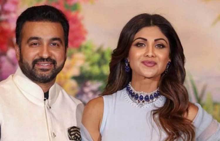 ২০০৯ সালে শিল্পপতি রাজ কুন্দ্রার সঙ্গে বিয়ে হয় শিল্পার। ২০১২ সালে তাদের প্রথম সন্তান ভিয়ানের জন্ম হয়। তবে বহুদিন শিল্পার শখ ছিল কন্যাসন্তানের মা হওয়ার। এবার সেই স্বপ্ন পূর্ণ হল।