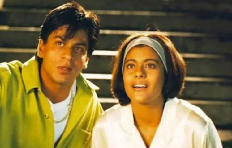 তাদের বিবাদে যশরাজ ফিল্মসের বড় ভূমিকা আছে বলে শোনা যায়। যতদিন এই প্রযোজনা সংস্থার প্রধান ছিলেন যশ চোপড়া, ততদিন নায়িকা হিসেবে কাজল ছিলেন তাদের অন্যতম সেরা পছন্দ।