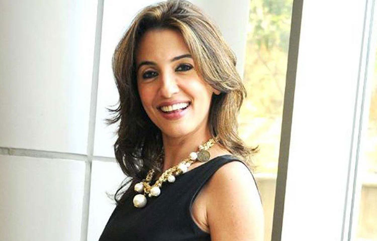 বিজ্ঞাপনে হাতেখড়ি হওয়ার পরেই পেরিজাদ সিনেমায় আত্মপ্রকাশ করেননি। বরং তিনি বিদেশে পাড়ি দেন। নিউ ইয়র্কের বারুখ কলেজে তিনি মাস্টার্স করেন বিজনেস অ্যাডমিনিস্ট্রেশনে।