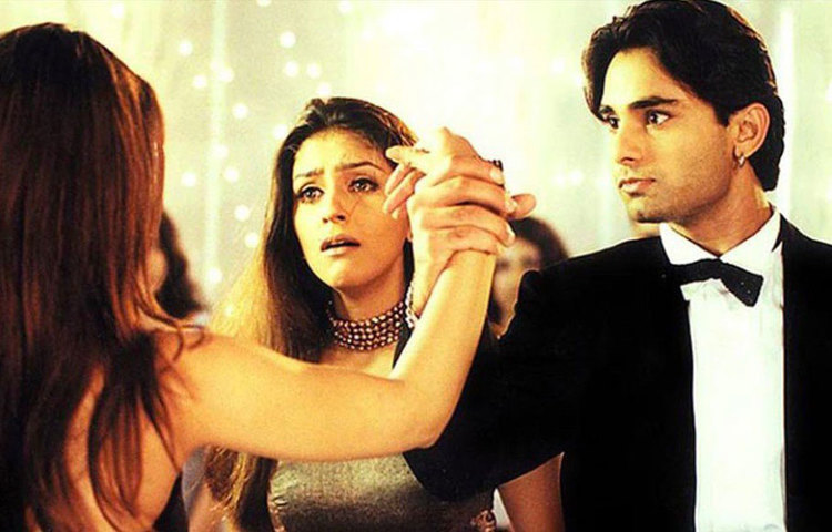 ২০০১ সালে নকুলের প্রথম ছবি ‘আ জা মেরে ইয়ার’ মুক্তি পায়। কিন্তু বক্স অফিসে মুখ থুবড়ে পড়ে সেই ছবি।