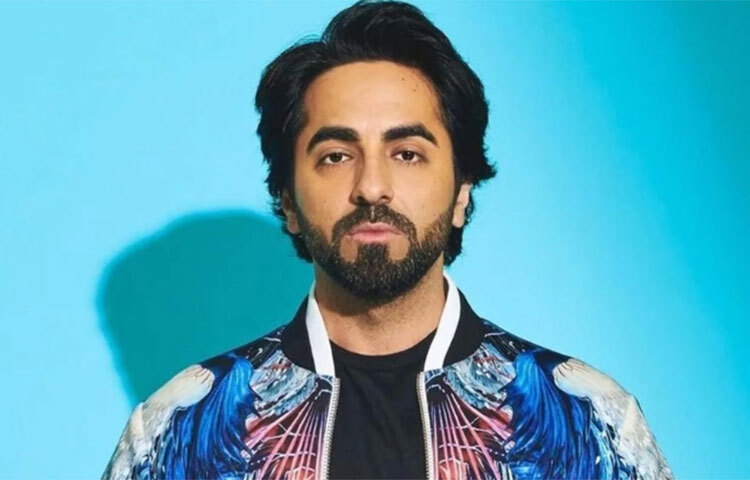 আয়ুশমান খুরানা: আয়ুশমানের জন্ম ভারতের পাঞ্জাবে। ১৭ বছর বয়সে একটি টিভি শোয়ে অংশ নেন তিনি। ২০০৪ সালে ‘এমটিভি রোডিজ’-এ অংশ নেন এবং সেটির বিজেতা হন। এই জয়ের পর তিনি বিভিন্ন অনুষ্ঠান সঞ্চালনাও করেন। ২০১১ সালে মুক্তি পাওয়া ‘ভিকি ডোনর’ তার ক্যারিয়ারের মোড় ঘুরিয়ে দেয়। বলিউডে পা দেওয়ার মাত্র ১০ বছরের মধ্যে তার ফিল্মোগ্রাফি যে রূপ নিয়েছে, তা প্রশংসনীয়। তার অভিনীত চরিত্রগুলোর বৈচিত্র অন্য অভিনেতাদের কাছে যে ঈর্ষণীয়। ছবি: সংগৃহীত