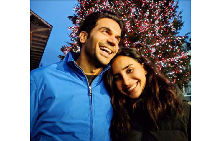 রাজকুমার রাও তার বান্ধবী পত্রলেখার উদ্দেশ্যে লিখেছেন শুভ ভ্যালেন্টাইন্স ডে। ছবি: ইনস্টাগ্রাম