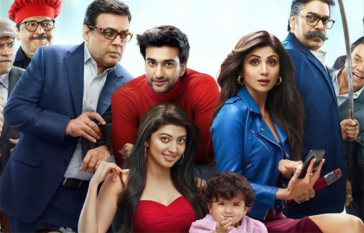 দীর্ঘ ১৪ বছর পর তার ‘হাঙ্গামা ২’ ছবিটি মুক্তি পেয়েছে। তা নিয়ে স্বাভাবিকভাবেই উচ্ছ্বসিত ছিলেন শিল্পা। কিন্তু এরই মধ্যে স্বামী রাজ কুন্দ্রার কীর্তি তাকে আবার শিরোনামে নিয়ে এসেছে। ছবি: সংগৃহীত