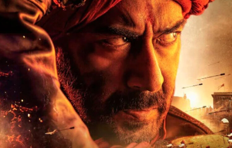 তানহাজি: অজয় দেবগণের অভিনীত তানহাজি, দ্য আনসাং ওয়ারিয়র চলতি বছরের অন্যতম হিট সিনেমা এটি। মুঘল সম্রাট ঔরঙ্গজেবের বিরুদ্ধে তানহাজি মালুসারের সাম্রাজ্য পুর্নদখলের জন্য ঐতিহাসিক লড়াই দেখানো হয়েছে যেখানে। সাইফ আলি খানও রয়েছেন সিনেমাটিতে। ৭.৬ রেটিং পেয়েছিল সিনেমাটি। ছবি: সংগৃহীত