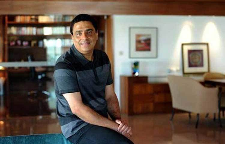 রনি স্ক্রুওয়ালা: আরএসভিপি, ইউটিভি মোশন পিকচারস, ইউটিভি সফটওয়্যার কমিউনিকেশন ইত্যাদি প্রযোজনা সংস্থার সঙ্গে যুক্ত তিনি। ‘রং দে বসন্তী’, ‘যোধা অকবর’, ‘বরফি’, এই ফিল্মগুলোর প্রযোজক তিনিই ছিলেন। তার সম্পত্তির পরিমাণ? প্রায় এক হাজার ৪২১ কোটি টাকা।