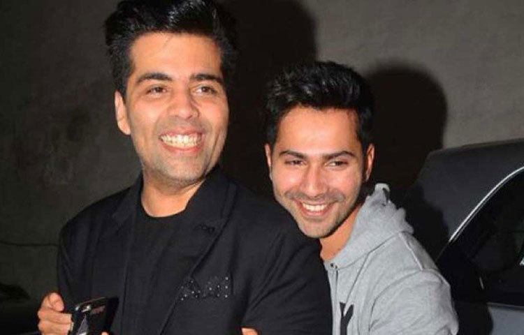 বরুণরা ছাড়াও মনীশ মলহোত্রের মতো ফ্যাশন ডিজাইনারও কর্ণের ক্লোজ সার্কলের মধ্যে রয়েছেন। নামজাদা ফ্যাশন ডিজাইনার নন, বরং অভিনয় ও মডেলিংয়ের জন্য বলিউডে পা রেখেছিলেন মনীশ। তবে ‘দিলওয়ালে দুলহানিয়া লে যায়েঙ্গে’র সময় শাহরুখের পাশাপাশি তার সঙ্গেও বন্ডিং তৈরি হয়েছিল করণের।