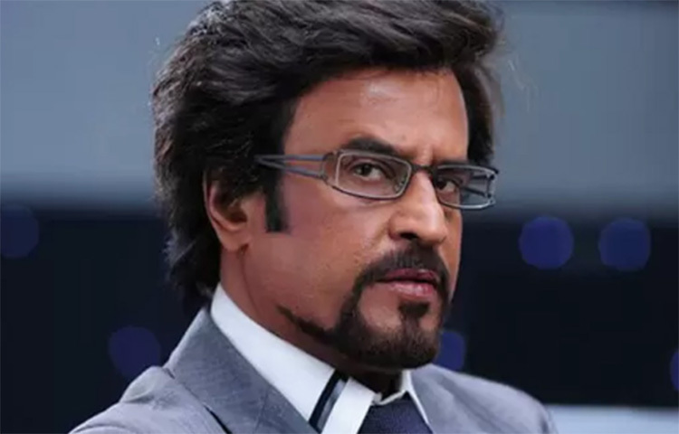 রজনীকান্ত দক্ষিণী ছবিতে তার জনপ্রিয়তা কতটা তা মোটামুটি সকলেরই জানা। ৭০ বছর বয়স হয়ে গিয়েছে তার। তা এখনো একই জনপ্রিয়তা নিয়ে ছবি করে চলেছেন। ছবি: সংগৃহীত