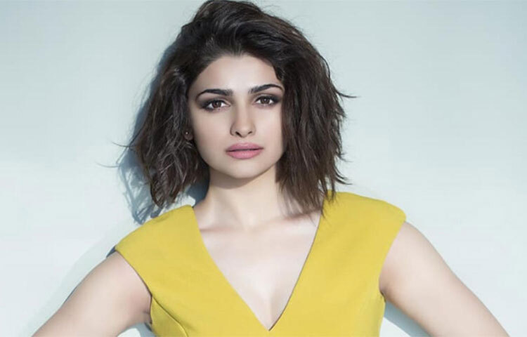 প্রাচী দেশাই: ‘কসক সে’ নামক একটি টেলিভিশন শোয়ে অভিনয়ের মাধ্যমে তার ক্যারিয়ারে সূত্রপাত। ২০০৭ সালে ‘ঝলক দিখলা যা’-এ অংশগ্রহণ করেন এবং জয়ী হন। ২০০৮ সালে ‘রক অন’ ছবিতে তার অভিনয় বেশ প্রশংসিত হয়। ‘রক অন’ ছাড়াও ‘বোল বচ্চন’, ‘এক ভিলেন’, ‘আজহার’ ইত্যাদি আরও ছবিতে তাকে অভিনয় করতে দেখা গিয়েছে। ছবি: সংগৃহীত