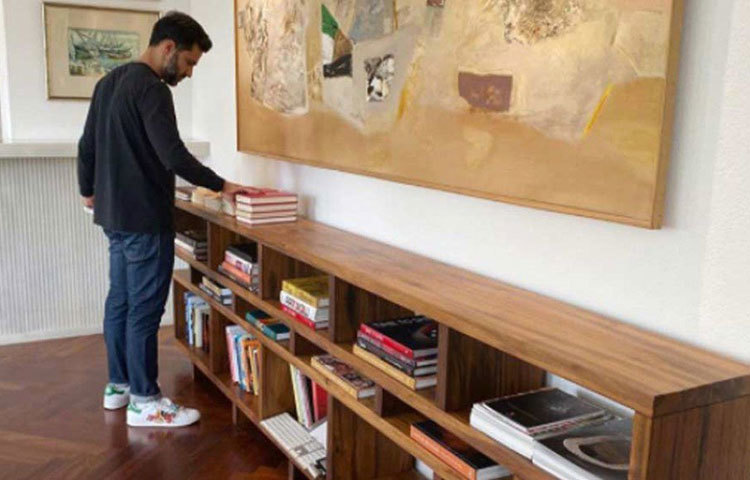 ভারী আসবাবপত্রের বদলে আনন্দ ও সোনম ভালবাসেন ছিমছাম আসবাব।