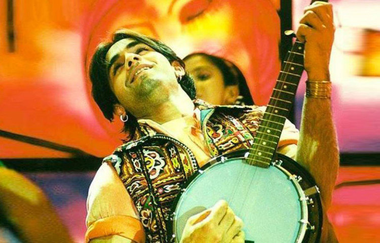 কার্যত কার্পুরের মতো মিলিয়ে যান তিনি। ধীরে ধীরে হারিয়ে যান দর্শক-স্মৃতি থেকেও।