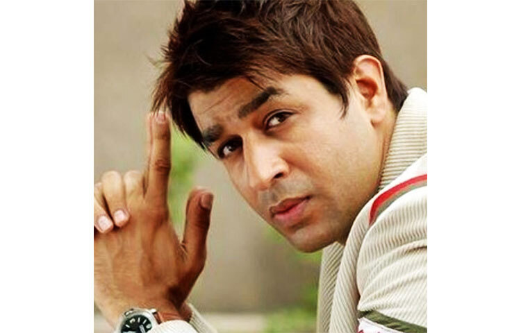 কিন্তু দীর্ঘ ১০ বছর ধরে বলিউড থেকে বিচ্ছিন্ন রয়েছেন রজত। এক সময় চুটিয়ে কাজ করলেও এখন অভিনেতার হাতে কোনো কাজ নেই। ছবি: সংগৃহীত