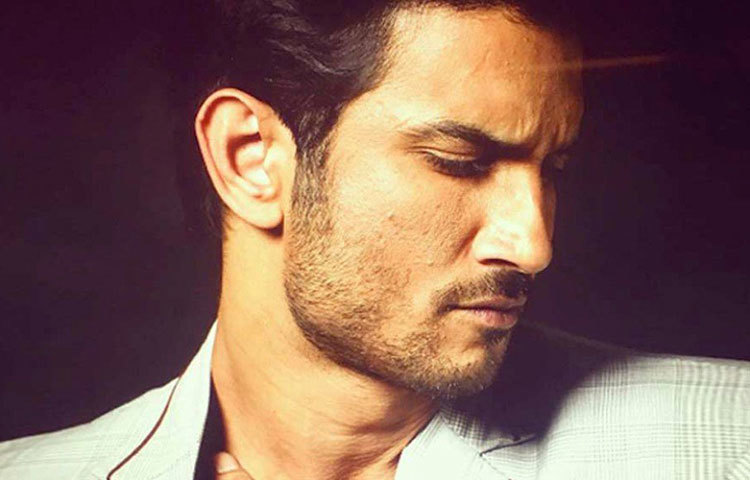 সুশান্তের মৃত্যুসংবাদ জানাজানি হওয়ার পরে সন্দীপই সবার আগে তার বাড়িতে পৌঁছেছিলেন। তার সই করার পরেই ময়নাতদন্ত হওয়া সুশান্তের দেহ হাসপাতাল থেকে দেয়া হয় পরিজনদের।