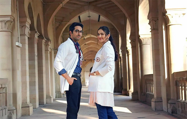 আয়ুষ্মান খুরানা ও রাকুলপ্রীত সিংকে দেখা যাবে অনুভূতি কাশ্যপের ডক্টর জি ছবিতে। ছবি: সংগৃহীত