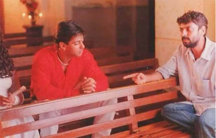 কোনো দিন কি একসঙ্গে কাজ করবেন সালমান-বানশালি? নাছোড় প্রশ্ন তো পিছু ছাড়ে না বানশালির। তবে সংবাদমাধ্যমে তার বিনয়ী জবাব, ‘‘সালমান আমার খুব কাছের বন্ধু। ‘পদ্মাবত’-এরপর আবার ওর সঙ্গে কাজ করতে চেয়েছিলাম। তবে যে কোনো কারণেই হোক, তা আর হয়ে ওঠেনি।’’ ছবি: সংগৃহীত