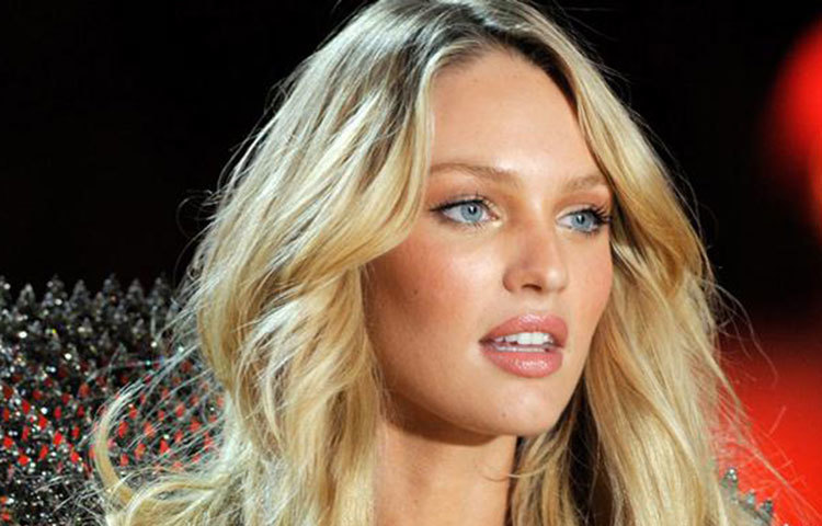 ক্যান্ডিস সোয়ানপয়েল: মডেল হিসেবে জগৎ জোড়া খ্যাতি তার। ভিক্টোরিয়াস সিক্রেট ফ্যাশন শো’র এক পরিচিত মুখ তিনি।