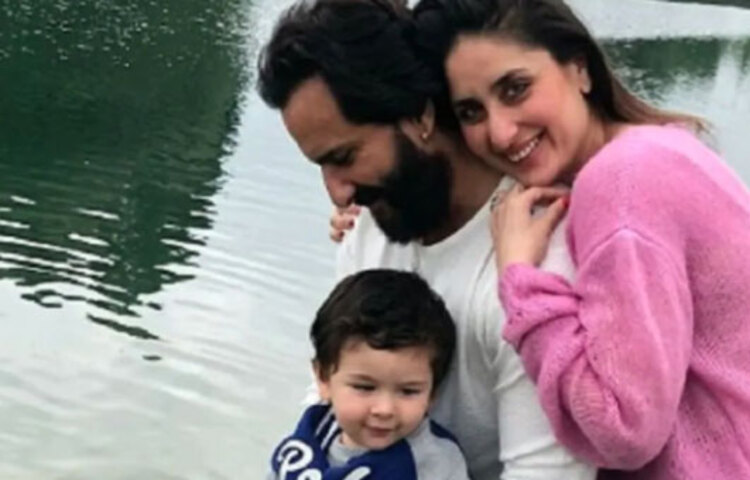 কারিনা কাপুরও অধীর আগ্রহে রয়েছেন তাদের দ্বিতীয় সন্তানের জন্য। ফের সুখবর আসতে চলেছে নবাব পরিবারে।