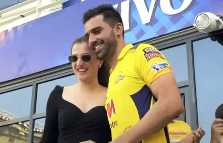 আইপিএল শেষ হওয়ার পরে দুবাই থেকেই ফিরেই দুজনের বিয়ে করার কথা। ছবি: সংগৃহীত