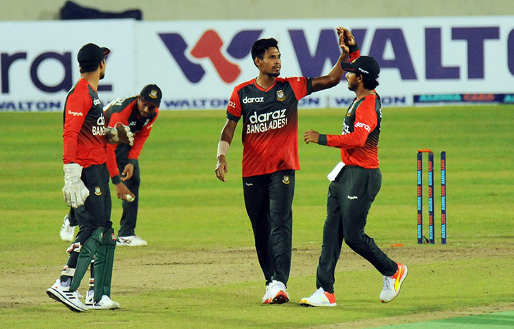 টাইগারদের জয়ে আনন্দিত বাংলাদেশের ক্রিকেটপ্রেমীরা। ছবি: সংগৃহীত