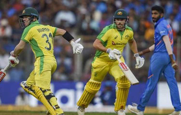 বল-বিকৃতির কলঙ্ক কাটিয়ে ওয়ার্নার ২.০-কে দেখল ওয়াংখেড়ে। দুই ওপেনারের মধ্যে বেশি আক্রমণাত্মক ছিলেন তিনি। তার ১১২ বলে ১২৮ ভারতে তার অন্যতম সেরা ইনিংস হয়ে থাকবে।