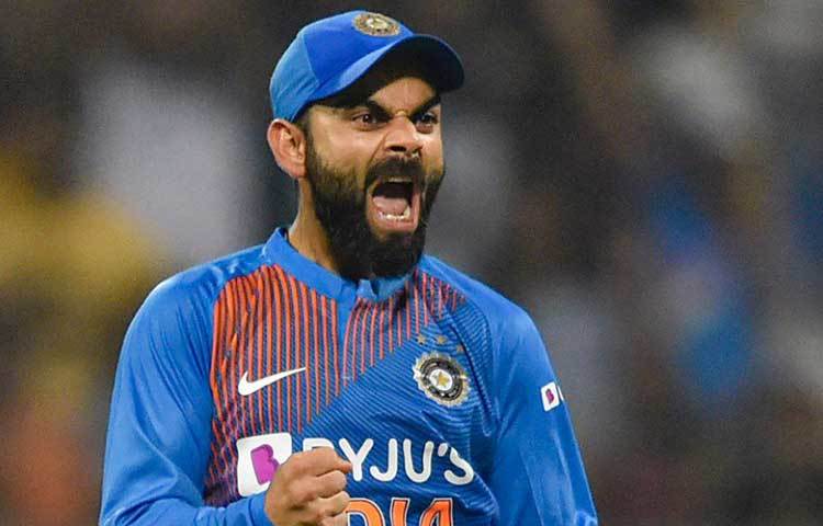 আইপিএলে আরসিবি-র ঘরের মাঠ হওয়ায় চিন্নাস্বামীর পিচকে হাতের তালুর মতো চেনেন বিরাট। সিরিজ জয়ের পথে সেটা একটা বাড়তি সুবিধা দেবে বলেও মনে করছেন অনেকে। সেই সঙ্গে বিরাটের আগ্রাসী অধিনায়কত্বের বিষয়টাও মনে রাখবেন। ডু-অর-ডাই ম্যাচে প্রায়শই নিজের সেরাটা বের করে এনেছেন কোহলি।