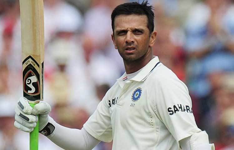 ১৯৯৯ সালে হ্যামিল্টনে দুই ইনিংসেই সেঞ্চুরি করেছিলেন দ্রাবিড়। প্রথম ইনিংসে করেন ১৯০। দ্বিতীয় ইনিংসে অপরাজিত থাকেন ১০৩ রানে। ১৯৯৯ সালে মোহালিতে নিউজিল্যান্ডের বিরুদ্ধে করেন ১৪৪। ২০০৩ সালে আহমেদাবাদে করেন ২২২। সেই আহমেদাবাদেই ২০১০ সালে করেন ১০৪। সেই সিরিজেই নাগপুরে করেন ১৯১।