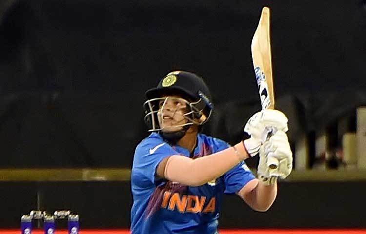 দ্বাদশ ব্যক্তিও অবশ্য এক জন ভারতীয়। তিনি ১৬ বছর বয়সি শেফালি ভার্মা। ১৫৮.২৫ স্ট্রাইক রেটে বিশ্বকাপে ১৬৩ রান করেছেন তিনি। ফাইনালে অবশ্য ব্যর্থ হন। ফেরেন মাত্র দুই রানে।