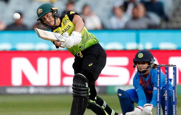 ওপেনিংয়ে অবশ্যই অ্যালিসা হিলি। অস্ট্রেলিয়ার উইকেটরক্ষক ব্যাটসম্যান ফাইনালের সেরা ক্রিকেটার হয়েছেন। প্রতিযোগিতায় ৩৯.৩৩ গড়ে করেছেন ২৩৬ রান। সঙ্গে রয়েছে সাত শিকার। ফাইনালে তিনি ৩৯ বলে করেন ৭৫।