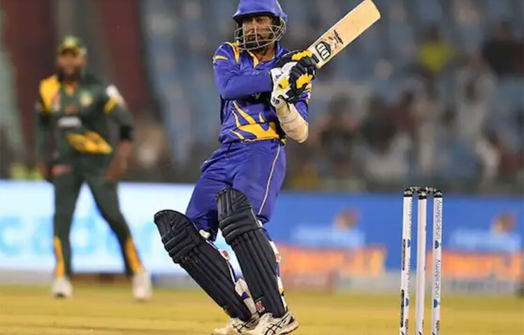 এই তালিকায় শ্রীলঙ্কার তিলকরত্নে দিলশান সবার আগে রয়েছেন। ২০০৭-২০১৬ পর্যন্ত মোট ৩৫টি ম্যাচ খেলেছেন প্রাক্তন লঙ্কান ক্রিকেটার। ছবি: সংগৃহীত