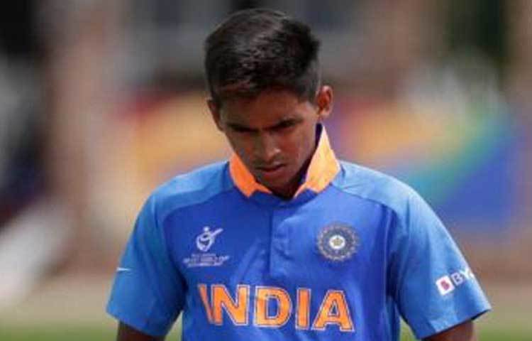 আর পাঁচটা সাধারণ ভারতীয় পরিবারের মতো কার্তিকের বাবাও চেয়েছিলেন ছেলে উচ্চশিক্ষিত হোক। কিন্তু স্কুলের পাঠ কিছুদূর এগোতেই বুঝলেন তার ছেলের পড়াশোনায় কোনো মন নেই।