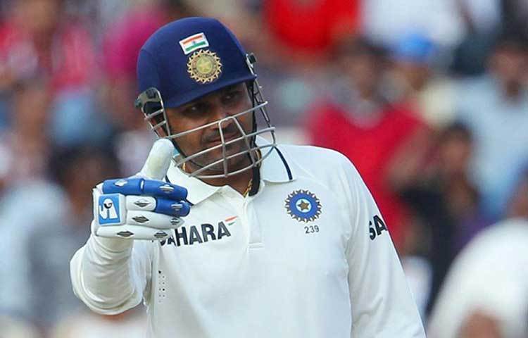 বীরেন্দ্র সেহবাগ কিউয়িদের বিরুদ্ধে টেস্টে খেলেছেন ২১ ইনিংস। ৪৪.১৫ গড়ে করেছেন ৮৮৩ রান। তার মধ্যে রয়েছে দুটো সেঞ্চুরি ও তিনটি হাফ-সেঞ্চুরি। ভারতের সবচেয়ে আক্রমণাত্মক টেস্ট ওপেনার তিনি। একমাত্র ভারতীয় হিসেবে টেস্টে দুটো ট্রিপল সেঞ্চুরি রয়েছে তার। টেস্টে তার স্ট্রাইক রেটও চোখ কপালে তোলার মতো, ৮২.৩৩!