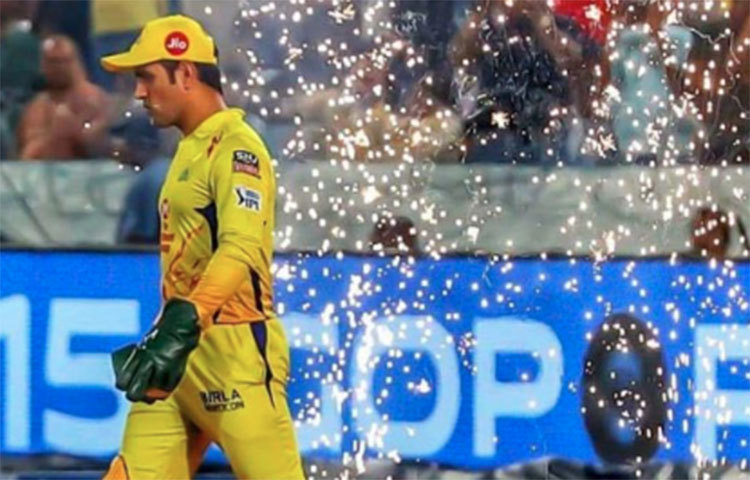 দেশ ও বিদেশের মাটিতে পরপর সিরিজে অনুপস্থিত থেকেছেন তিনি। জাতীয় দলের জার্সিতে ছয় মাস না খেলায় কেন্দ্রীয় চুক্তি থেকেও বাদ পড়েছেন।