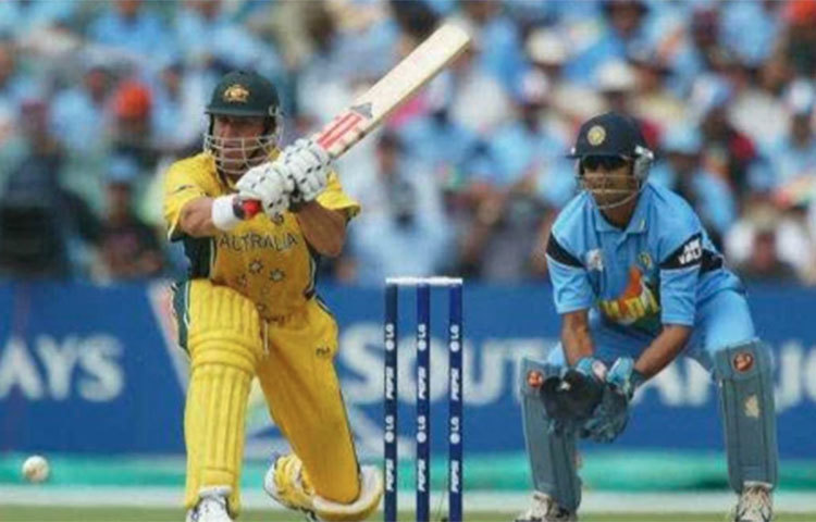 রাহুল দ্রাবিড়কে দিয়ে কিপিং করানো: ২০০৩ বিশ্বকাপে রাহুল দ্রাবিড়কে দিয়ে কিপিং করানোর পরিকল্পনা ছিল সৌরভের অন্যতম সফল পরিকল্পনা।