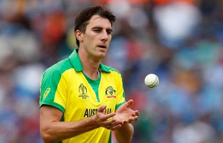 প্যাট কামিন্স গত ডিসেম্বরে হওয়া নিলামে সাড়ে ১৫ কোটি টাকায় এসেছিলেন কলকাতা নাইট রাইডার্সে। টাকার অংক চমকে দিয়েছিল ক্রিকেটপ্রেমীদের। এখন আইপিএল না হলে তার ক্ষতিও বিশাল হতে চলেছে। অস্ট্রেলিয়ার পেসার অবশ্য আইপিএল হলেও কতটা খেলতে পারতেন, তা নিয়ে সংশয় রয়েছে।