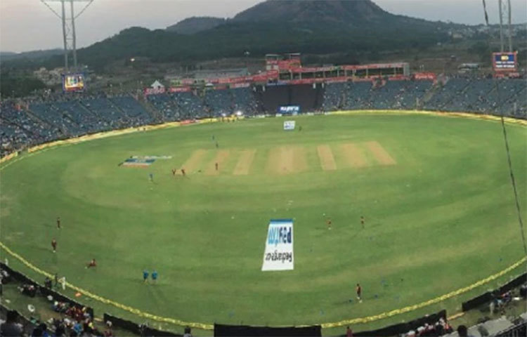 এবার প্রশ্ন হল দেশের এই পরিস্থিতিতে ৩৫০ কোটি টাকা আসবে কোথা থেকে! জানা যাচ্ছে, ৯০ কোটি টাকা বিসিসিআই দেবে। রাজস্থান বিসিসিআই-এর কাছে আরও ১০০ কোটি টাকার গ্র্যান্ট চাইবে। ১০০ কোটি টাকা লোন নেয়া হবে। আর বাকি ৬০ কোটি টাকা স্টেডিয়ামের কর্পোরেট বক্স বিক্রি করে তোলা হবে।