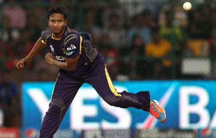 ছয়ে আর একজন অলরাউন্ডার। ইনি বাংলাদেশের সাকিব আল হাসান। ব্যাটে নির্ভরযোগ্য, বল হাতে কৃপণ। সাকিবের উপস্থিতি ভারসাম্য বাড়াবে দলে। প্রায় সাত বছর কেকেআরে ছিলেন তিনি। কলকাতার দু’বার চ্যাম্পিয়ন হওয়ার নেপথ্যে ব্যাটে-বলে অবদান ছিল তার।