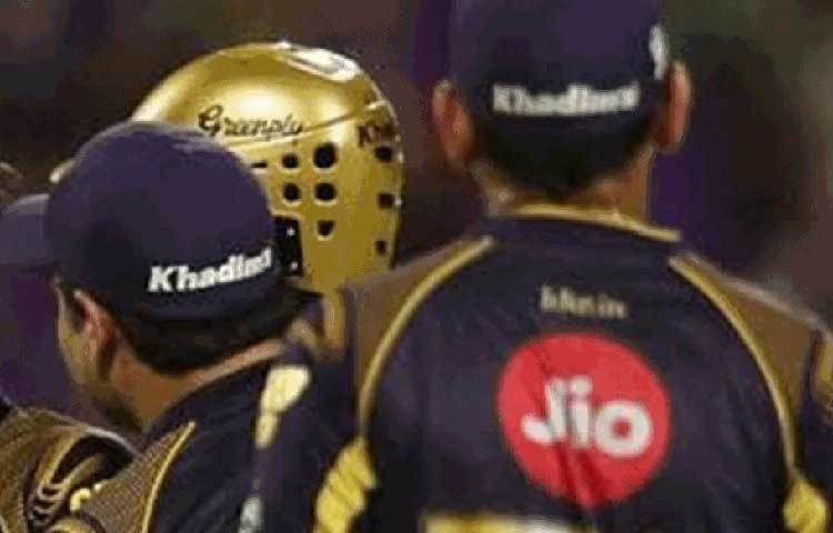 এ ছাড়া নাইট দলে আর যারা রয়েছেন, তারা হলেন কমলেশ নাগরকোটি, তামিলনাড়–র এম সিদ্ধার্থ, পেসার হ্যারি গার্নি, মুম্বাইয়ের ব্যাটসম্যান সিদ্ধেশ লাদ, নিউজিল্যান্ডের বোলার লকি ফার্গুসন, মহারাষ্ট্রের ব্যাটসম্যান ও উইকেটরক্ষক নিখিল নায়েক, কেরলের বোলার সন্দীপ ওয়ারিয়র, উত্তরপ্রদেশের ব্যাটসম্যান রিঙ্কু সিংহ, অস্ট্রেলিয়ার অলরাউন্ডার ক্রিস গ্রিন এবং ব্রিটিশ উইকেটকিপার ব্যাটসম্যান ক্রিকেটার টম ব্যান্টন।