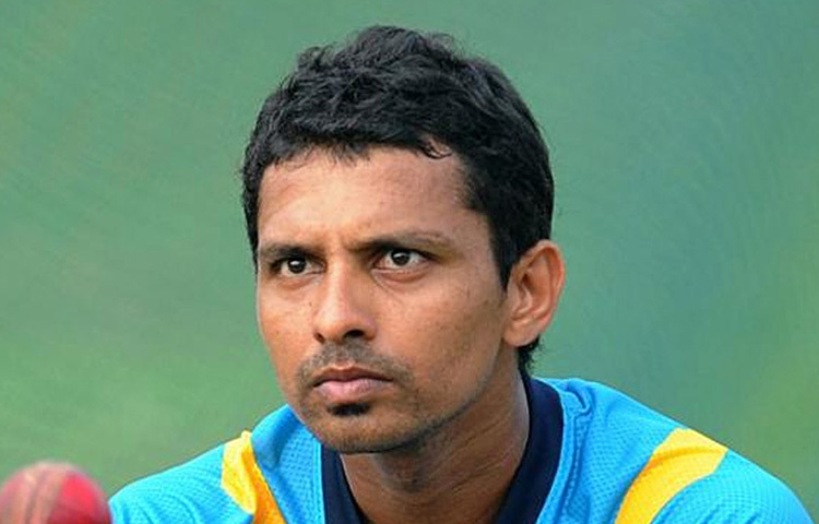 ২০১১ সালের বিশ্বকাপ দলে তিনি প্রথমে জায়গা পাননি। পরে আহত অ্যাঞ্জেলো ম্যাথিউজের বদলে তিনি ডাক পান। খেলেছিলেন ভারতের বিরুদ্ধে ফাইনালেও। ছবি: সংগৃহীত