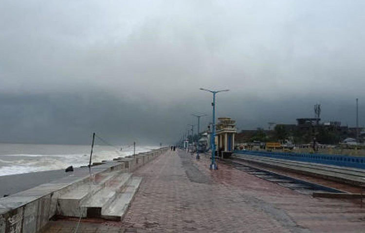 বিশ্বের সার্বিক মহাসাগরীয় অঞ্চলের মাত্র ০.৬% স্থান অধিকার করে আছে বঙ্গোপসাগর।