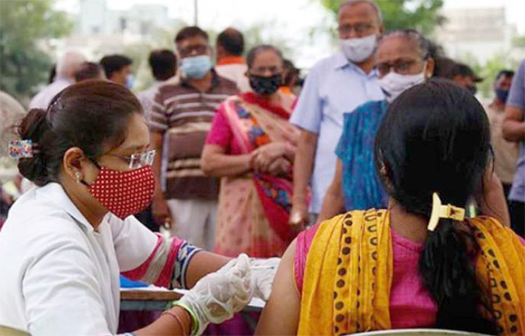 ভারতে করোনা সংক্রমণের বিরুদ্ধে লড়তে আজ থেকে শুরু হচ্ছে চার দিনের ‘টিকা উৎসব’। ছবি: সংগৃহীত