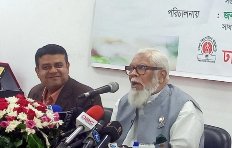 আজ রাজধানীর সেগুনবাগিচায় ‘মিট দ্য রিপোর্টার্স’ অনুষ্ঠানে উপস্থিত ছিলেন প্রধানমন্ত্রীর বেসরকারি শিল্প ও বিনিয়োগ উপদেষ্টা সালমান এফ রহমান। ছবি: জাগো নিউজ